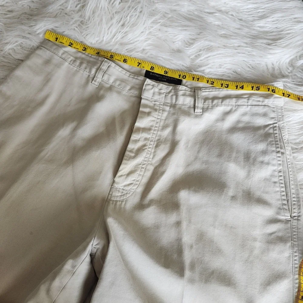 Banana Republic Chinos Pants Mens 34x34 Long‎ Trouser Flat Front Beige FLAW